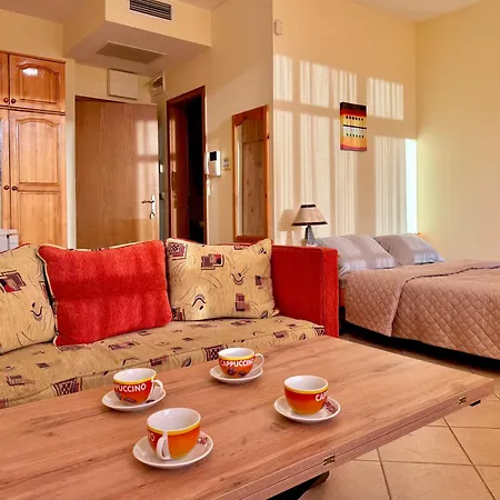 Prime Location Midia *