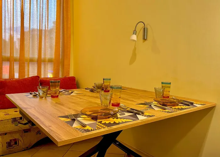 Prime Location Midia Апартаменти