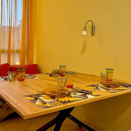 Prime Location Midia 아파트